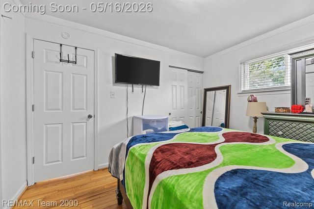 6640 Norborne Avenue, Dearborn Heights, MI 48127