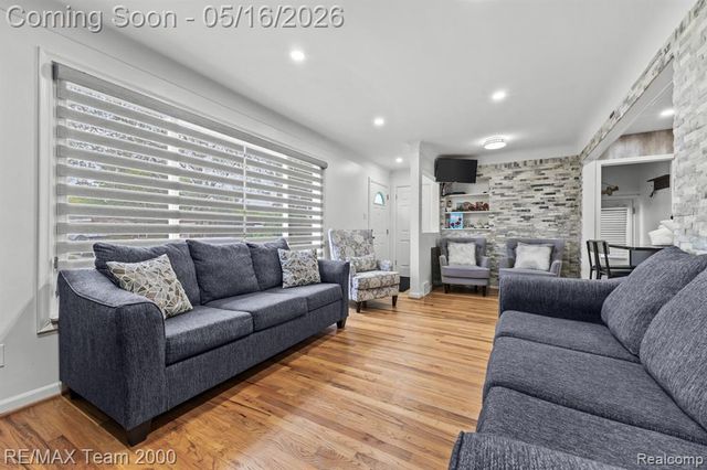 6640 Norborne Avenue, Dearborn Heights, MI 48127