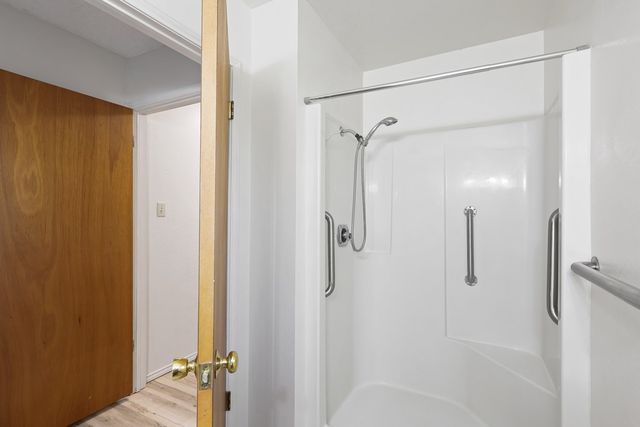 102 Black Walnut, Alpine, TX 79830