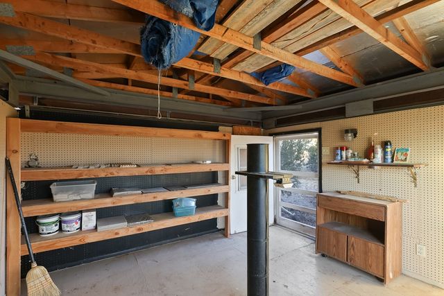 102 Black Walnut, Alpine, TX 79830