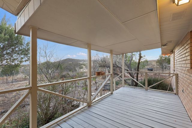 102 Black Walnut, Alpine, TX 79830
