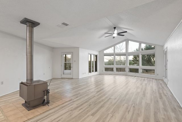 102 Black Walnut, Alpine, TX 79830