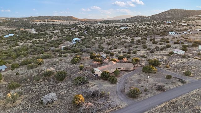 102 Black Walnut, Alpine, TX 79830