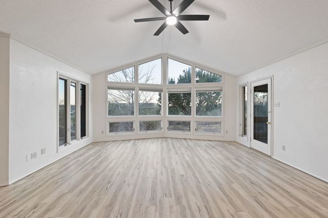 102 Black Walnut, Alpine, TX 79830