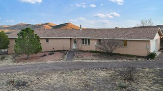102 Black Walnut, Alpine, TX 79830