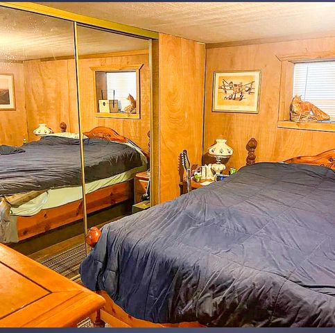 260 N E Street, Lexington, OR 97839