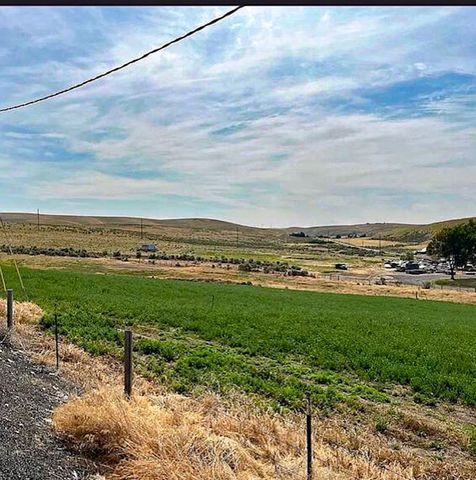 260 N E Street, Lexington, OR 97839