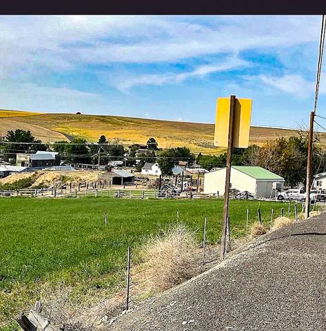 260 N E Street, Lexington, OR 97839