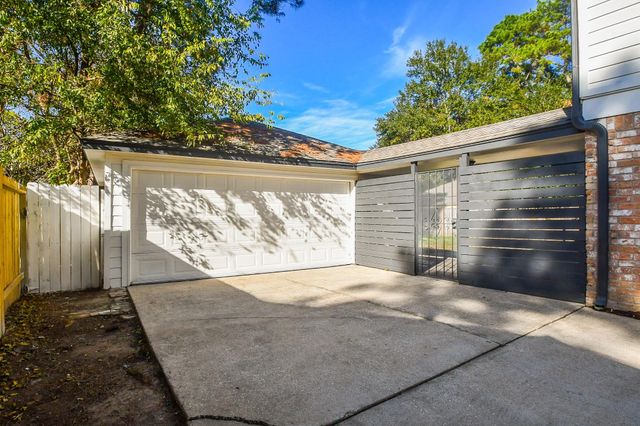 4730 Theall Rd, Houston, TX 77066