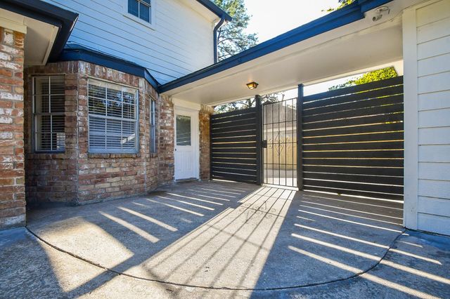 4730 Theall Rd, Houston, TX 77066