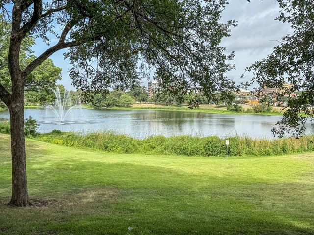 808 Blaylock Drive, Dallas, TX 75203