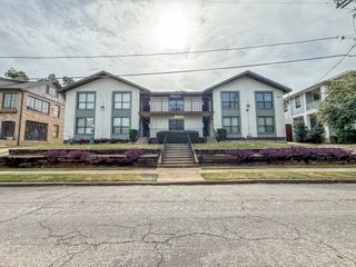 808 Blaylock Drive, Dallas, TX 75203