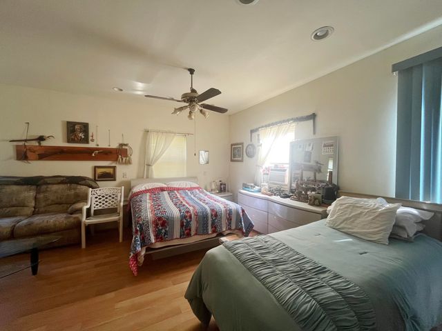 58 Hankins Road, Freeport, FL 32439