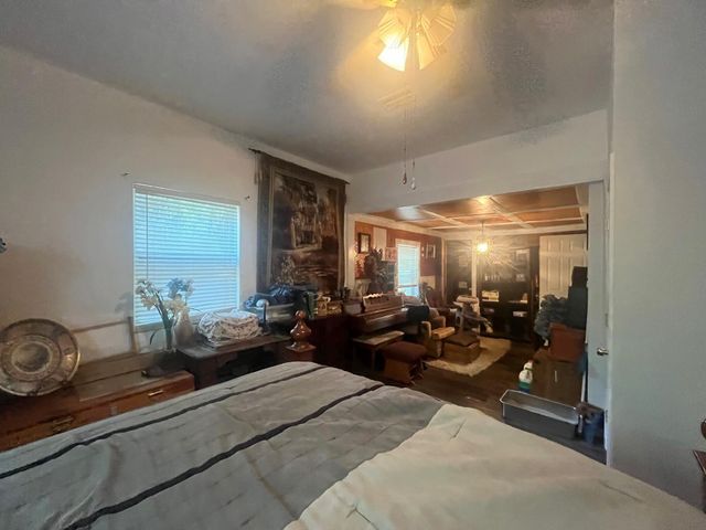 58 Hankins Road, Freeport, FL 32439