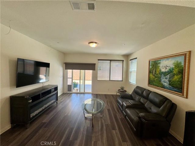 9247 Barnwood, Hesperia, CA 92344