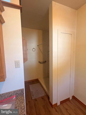 3189 POWELLS VALLEY RD, Halifax, PA 17032