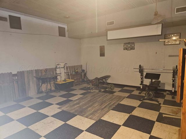 418 S Main Street, Borger, TX 79007