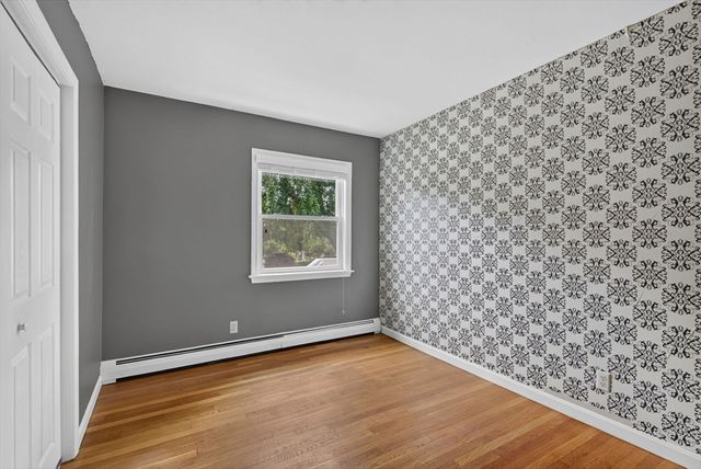 119 High St, North Andover, MA 01845