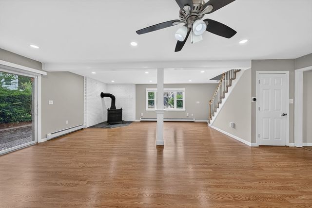 119 High St, North Andover, MA 01845