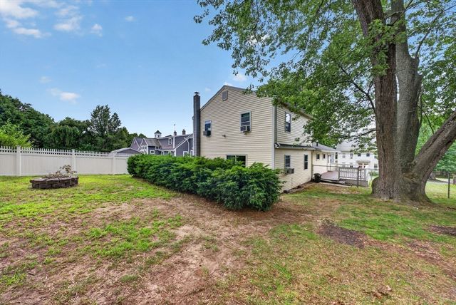 119 High St, North Andover, MA 01845
