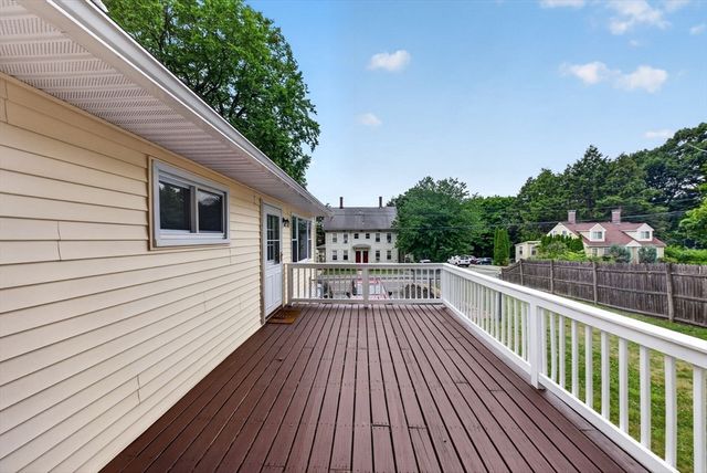 119 High St, North Andover, MA 01845