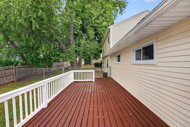 119 High St, North Andover, MA 01845