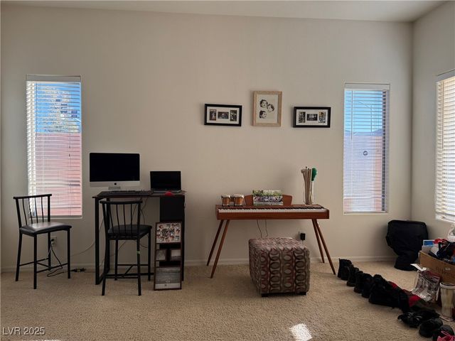 4004 Daydream Bend Street, North Las Vegas, NV 89032