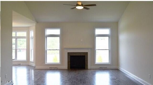 8 Karl Farm Road, Sand Lake, NY 12018