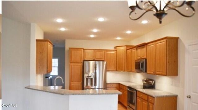 8 Karl Farm Road, Sand Lake, NY 12018