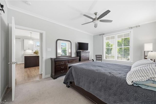 1435 Waltham LN, Newport News, VA 23608