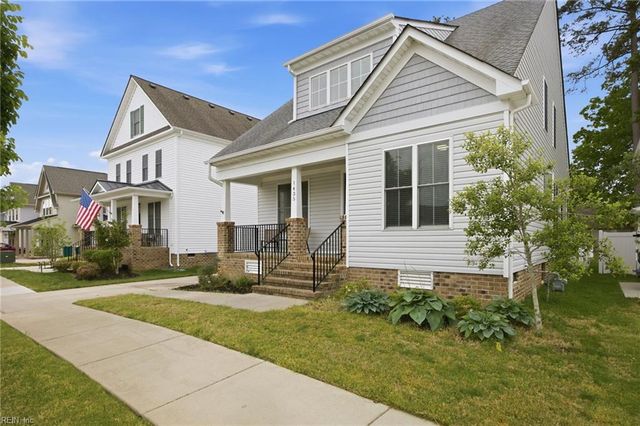 1435 Waltham LN, Newport News, VA 23608