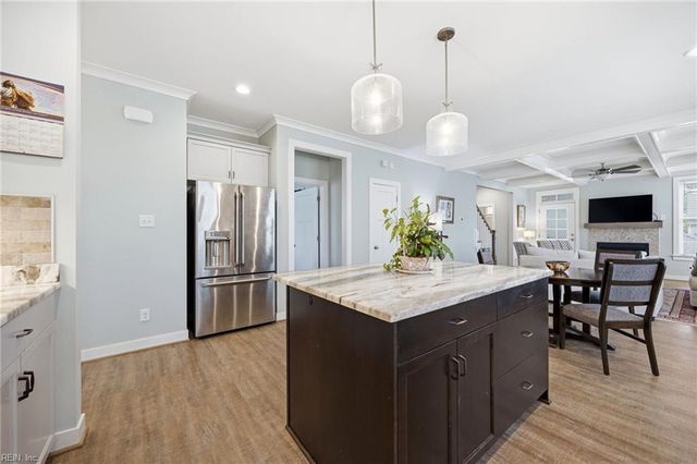 1435 Waltham LN, Newport News, VA 23608