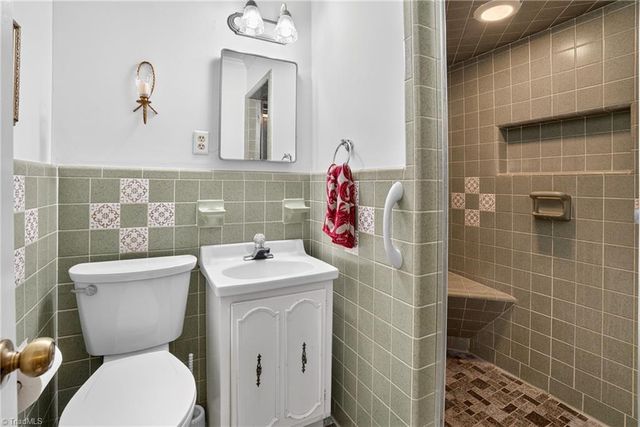3110 Valhalla Circle, Greensboro, NC 27406