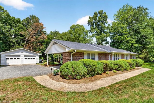 3110 Valhalla Circle, Greensboro, NC 27406