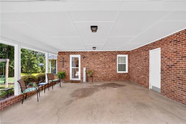 3110 Valhalla Circle, Greensboro, NC 27406