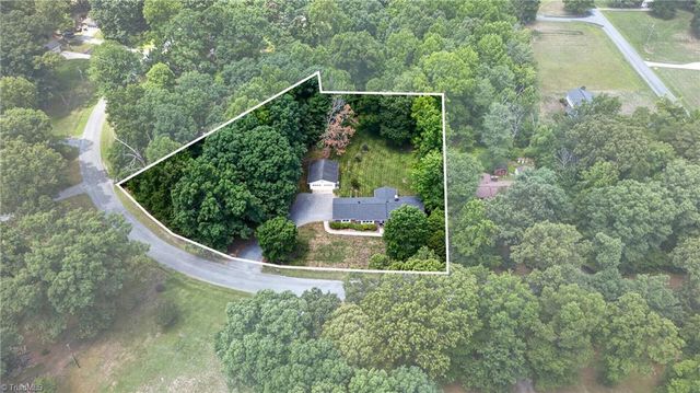 3110 Valhalla Circle, Greensboro, NC 27406