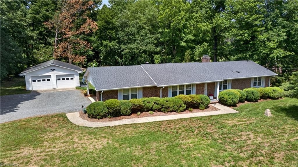 3110 Valhalla Circle, Greensboro, NC 27406