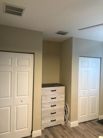 1966 Alamanda Way, Riviera Beach, FL 33404