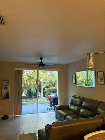 1966 Alamanda Way, Riviera Beach, FL 33404