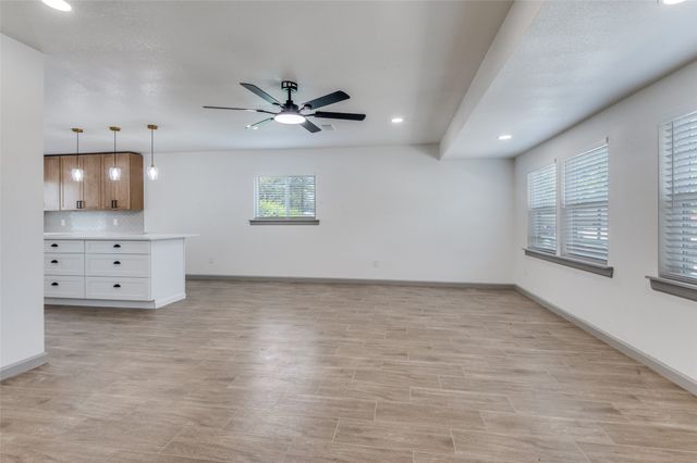 3016 David Lane, Arlington, TX 76013