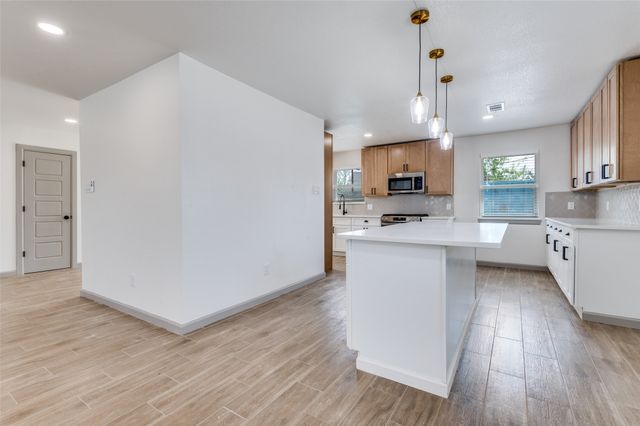 3016 David Lane, Arlington, TX 76013