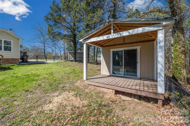 2016 Forest Creek Drive, Rock Hill, SC 29730