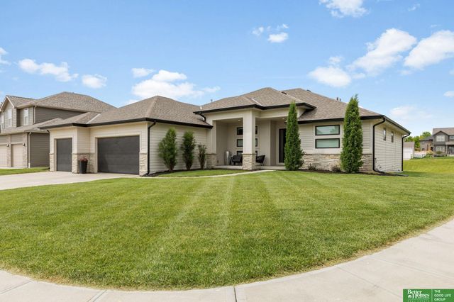 9036 N 172nd Street, Bennington, NE 68007