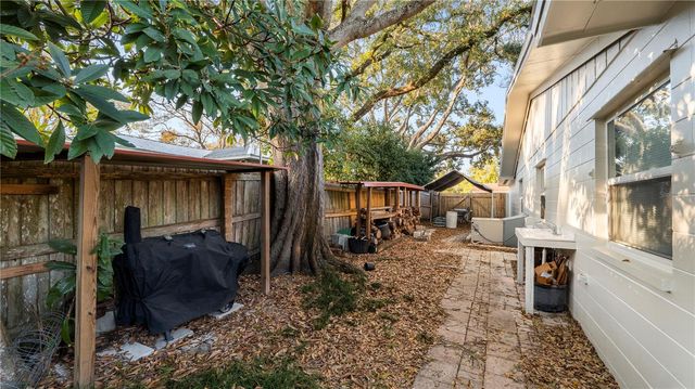 1737 TIERRA ALTA DRIVE, Lakeland, FL 33813