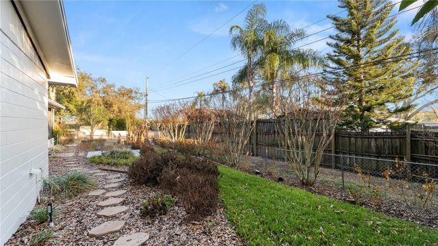 1737 TIERRA ALTA DRIVE, Lakeland, FL 33813