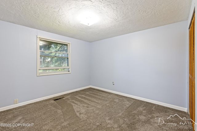 6004 Miley Drive, Anchorage, AK 99504