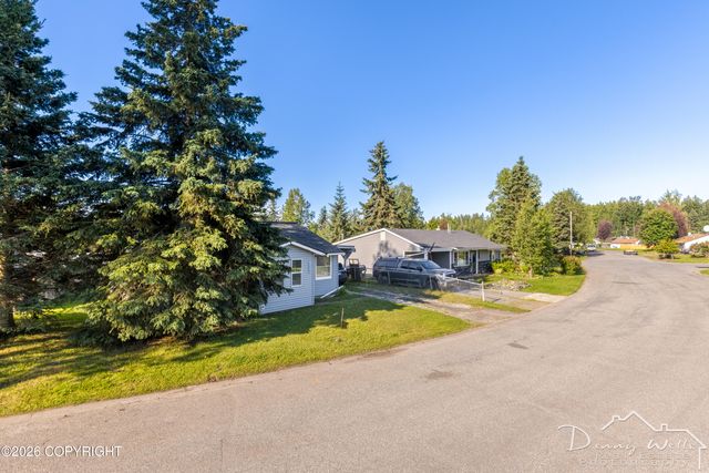 6004 Miley Drive, Anchorage, AK 99504