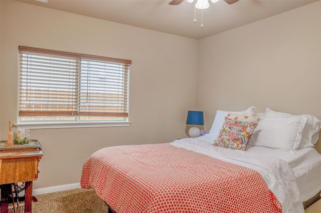 210 Wincliff DR, Buda, TX 78610