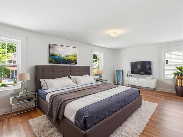 34 Burdette Ave, Framingham, MA 01702
