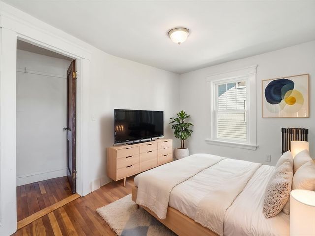 34 Burdette Ave, Framingham, MA 01702